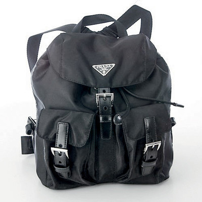 尼龙之恋 普拉达手袋背后的隐秘情书